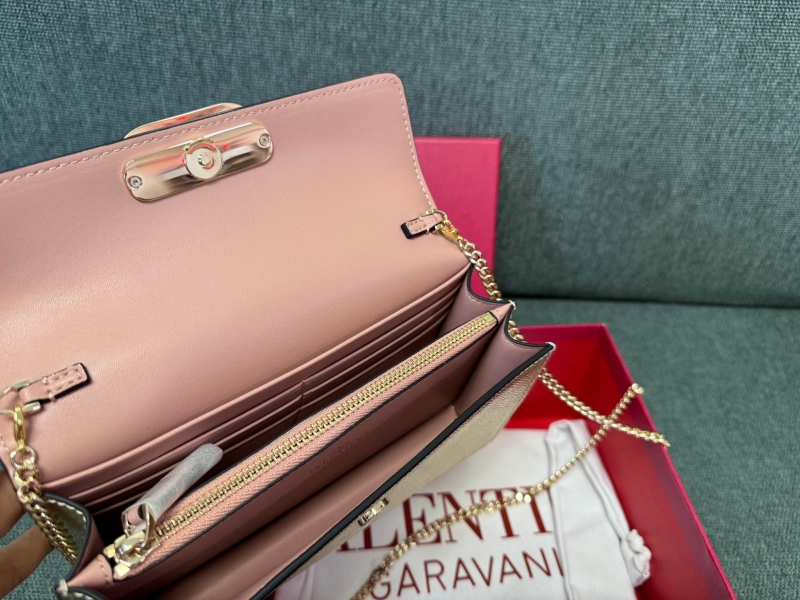 Va1e*ntin0 satchel bag